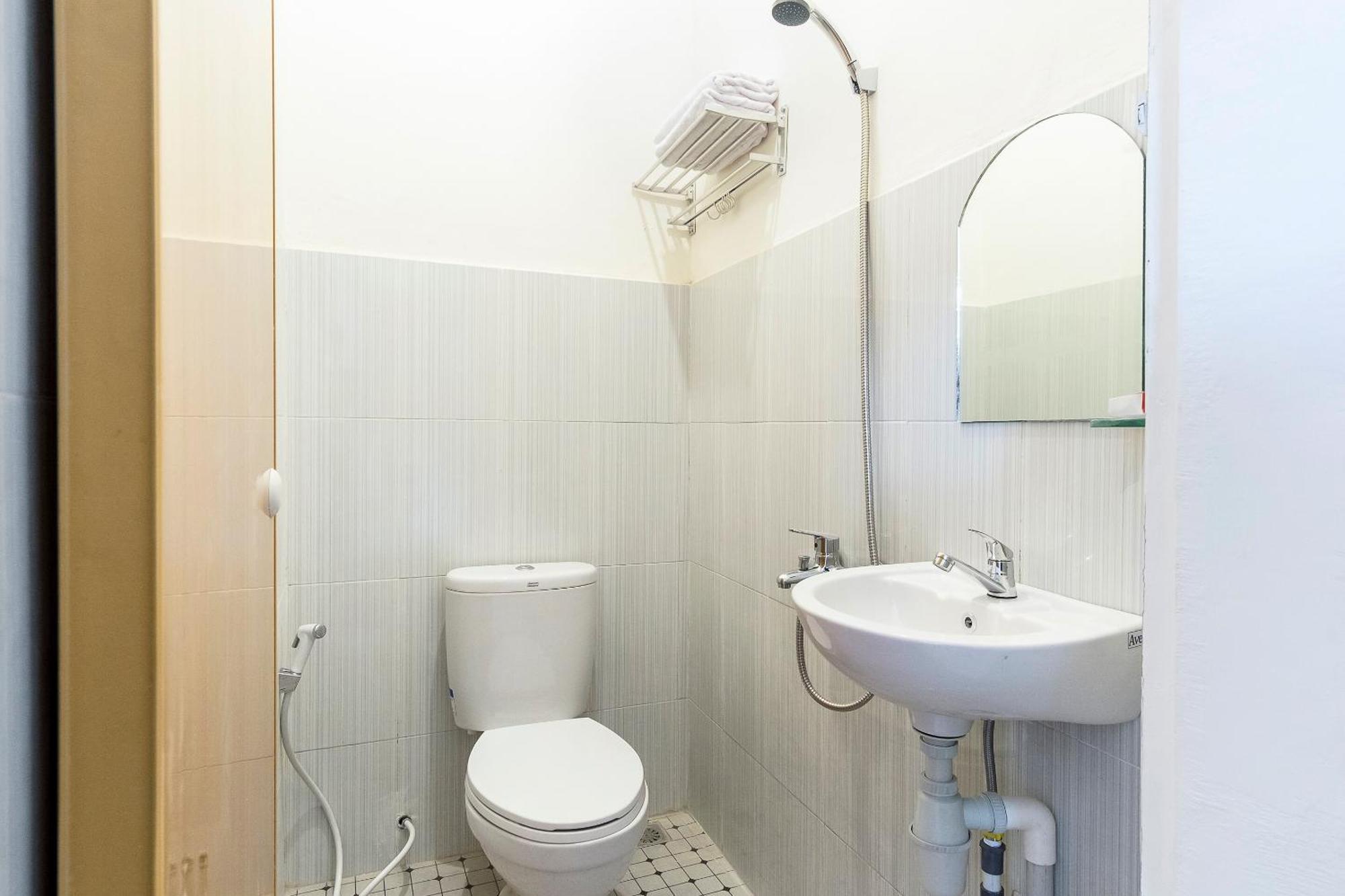 Super Oyo Capital O 873 Kamani Homestay Syariah Medan Extérieur photo