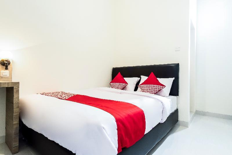 Super Oyo Capital O 873 Kamani Homestay Syariah Medan Extérieur photo